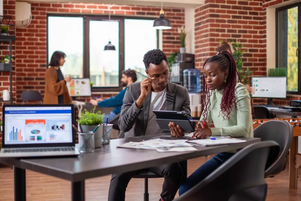 Qu'est-ce qu'une agence de communication globale en 2026 et pourquoi travailler avec elle ?