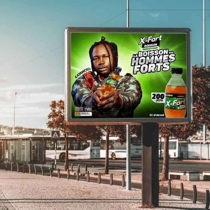 Panneau publicitaire X-Fort